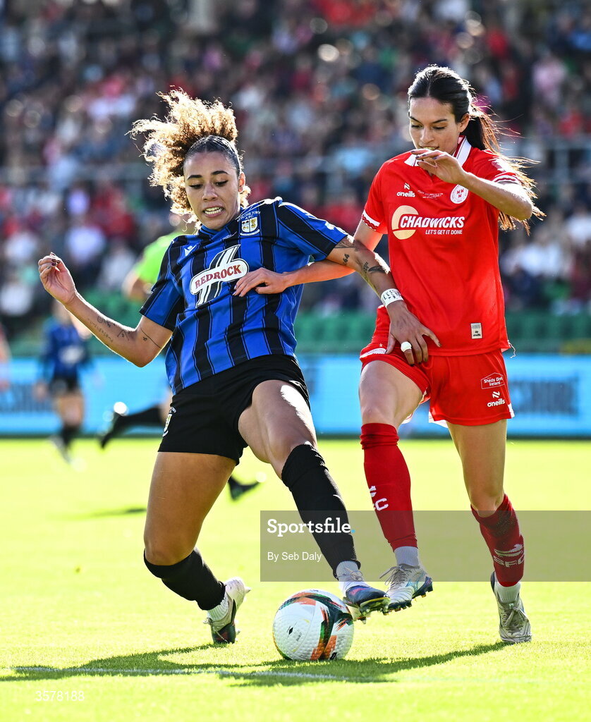 27 September 2026; Kelis Barton of Athlone Town in action against Isabella Flocchini of Shelbourne during the 2026 Club Orange Women's FAI Cup final between Athlone Town and Shelbourne at Tallaght Stadium in Dublin. Photo by Seb Daly/Sportsfile