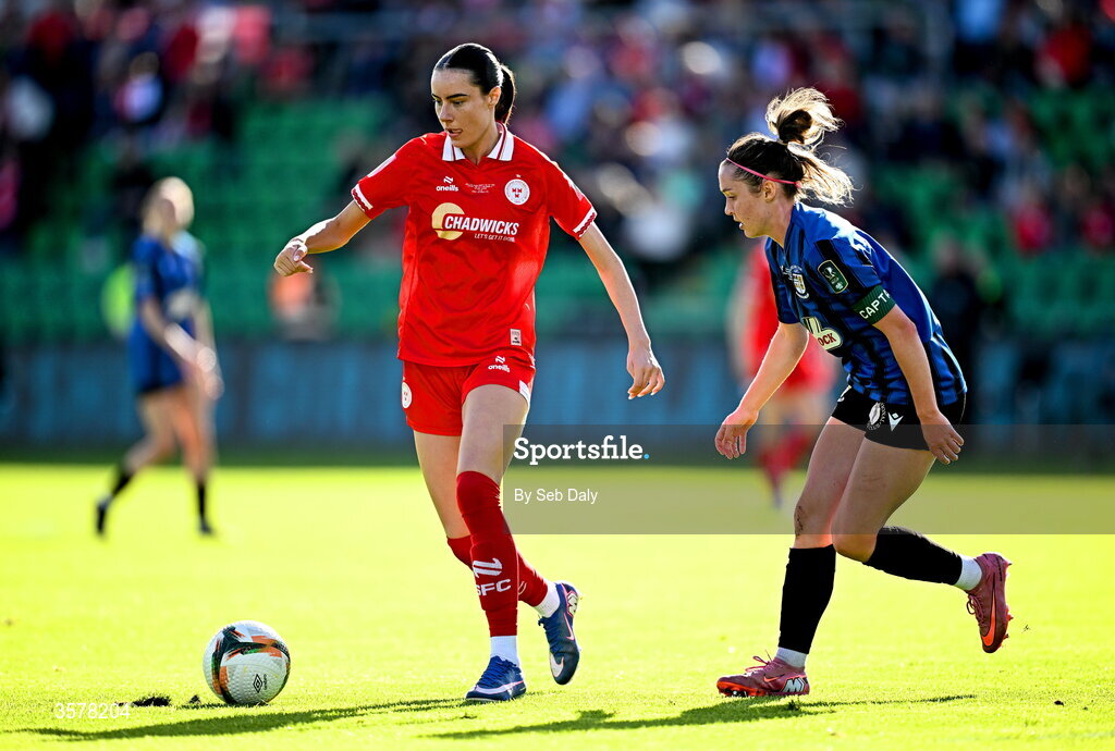 27 September 2026; Aoife Kelly of Shelbourne in action against Hannah Waesch of Athlone Town during the 2026 Club Orange Women's FAI Cup final between Athlone Town and Shelbourne at Tallaght Stadium in Dublin. Photo by Seb Daly/Sportsfile