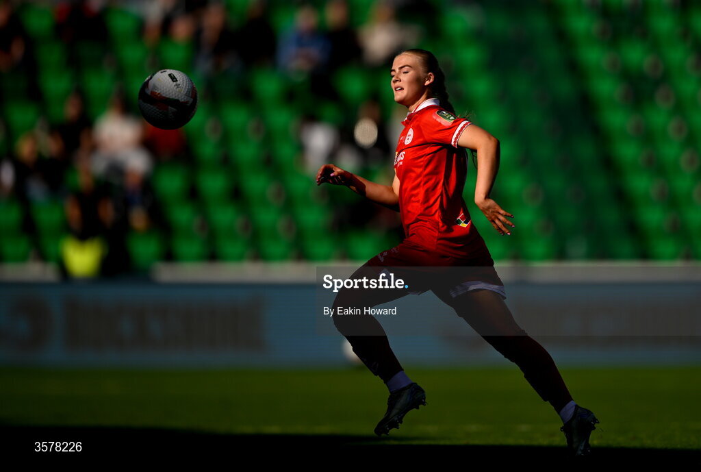 27 September 2026; Maeve Wollmer of Shelbourne in action during the 2026 Club Orange Women's FAI Cup final between Athlone Town and Shelbourne at Tallaght Stadium in Dublin. Photo by Eakin Howard/Sportsfile