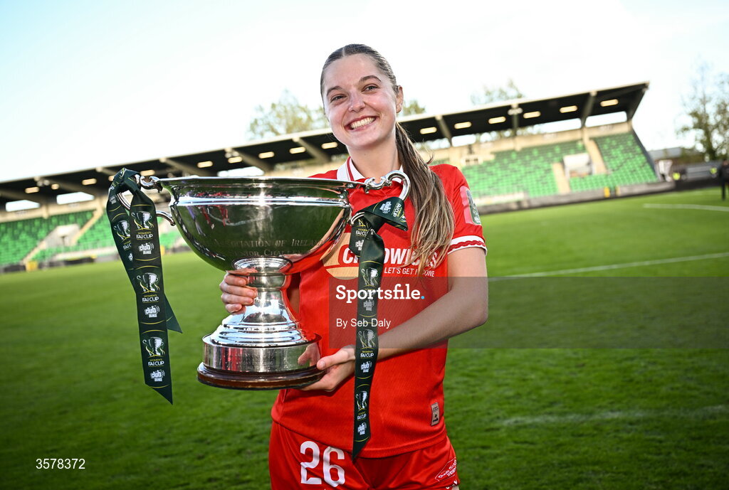 27 September 2026; Brie Severns of Shelbourne celebrates with the Club Orange Women's FAI Cup after the 2026 Club Orange Women's FAI Cup final between Athlone Town and Shelbourne at Tallaght Stadium in Dublin. Photo by Seb Daly/Sportsfile