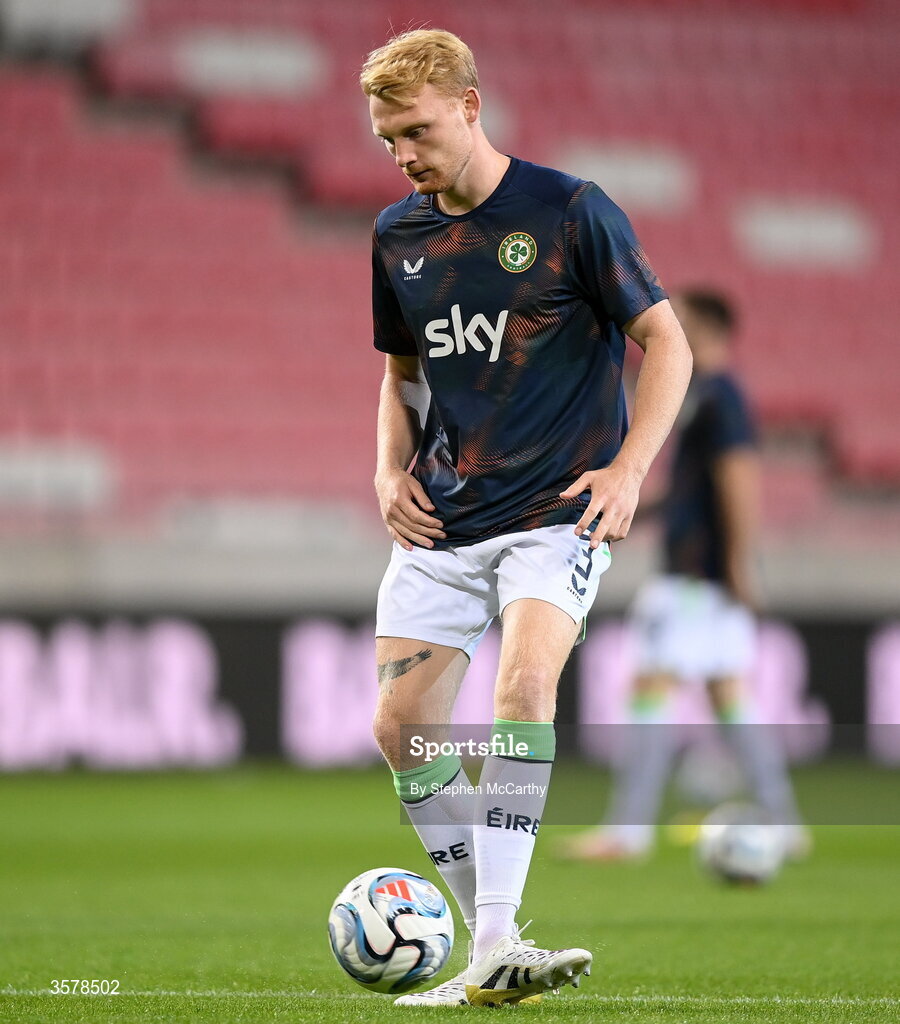 27 September 2026; Liam Scales of Republic of Ireland warms up before the UEFA Nations League B match between Israel and the Republic of Ireland at Nagyerdei Stadion in Debrecen, Hungary. Photo by Stephen McCarthy/Sportsfile