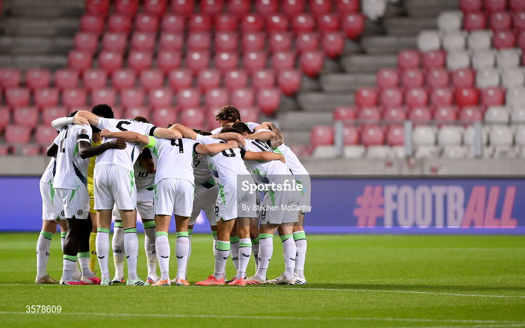 27 September 2026; The Republic of Ireland team huddle before the UEFA Nations League B match between Israel and the Republic of Ireland at Nagyerdei Stadion in Debrecen, Hungary. Photo by Stephen McCarthy/Sportsfile