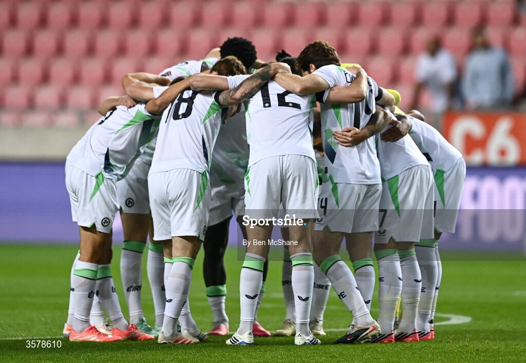 27 September 2026; The Republic of Ireland team huddle before the UEFA Nations League B match between Israel and the Republic of Ireland at Nagyerdei Stadion in Debrecen, Hungary. Photo by Ben McShane/Sportsfile