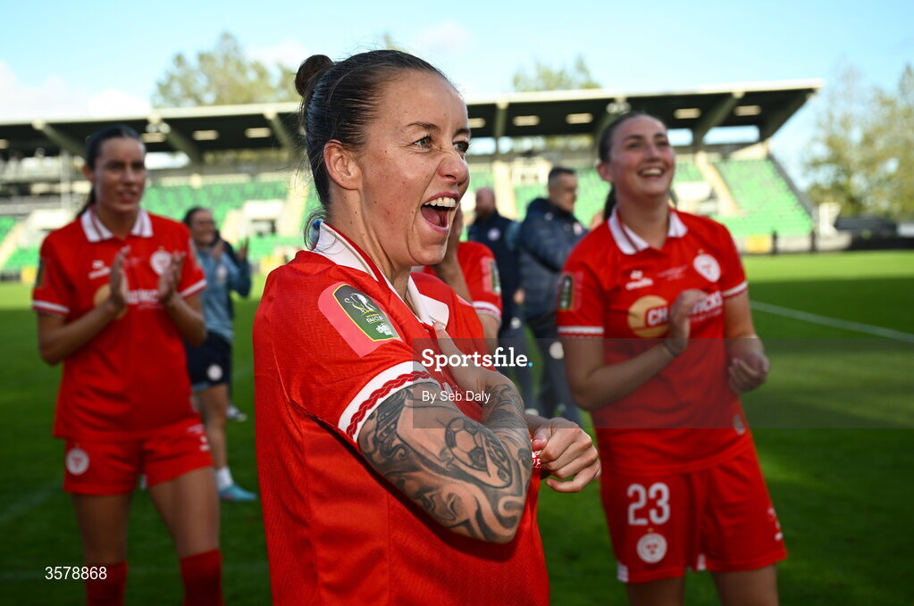 27 September 2026; Pearl Slattery of Shelbourne celebrates after the 2026 Club Orange Women's FAI Cup final between Athlone Town and Shelbourne at Tallaght Stadium in Dublin. Photo by Seb Daly/Sportsfile