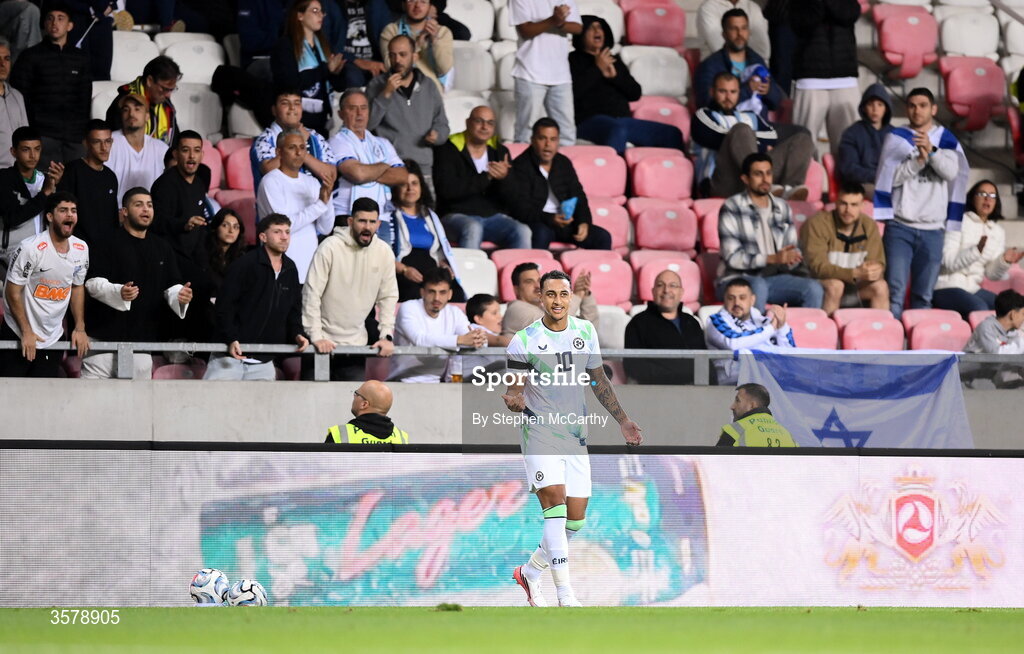 27 September 2026; Adam Idah of Republic of Ireland during the UEFA Nations League B match between Israel and the Republic of Ireland at Nagyerdei Stadion in Debrecen, Hungary. Photo by Stephen McCarthy/Sportsfile