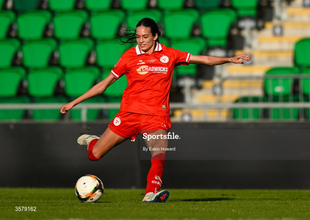 27 September 2026; Isabella Flocchini of Shelbourne has a shot on goal during the 2026 Club Orange Women's FAI Cup final between Athlone Town and Shelbourne at Tallaght Stadium in Dublin. Photo by Eakin Howard/Sportsfile