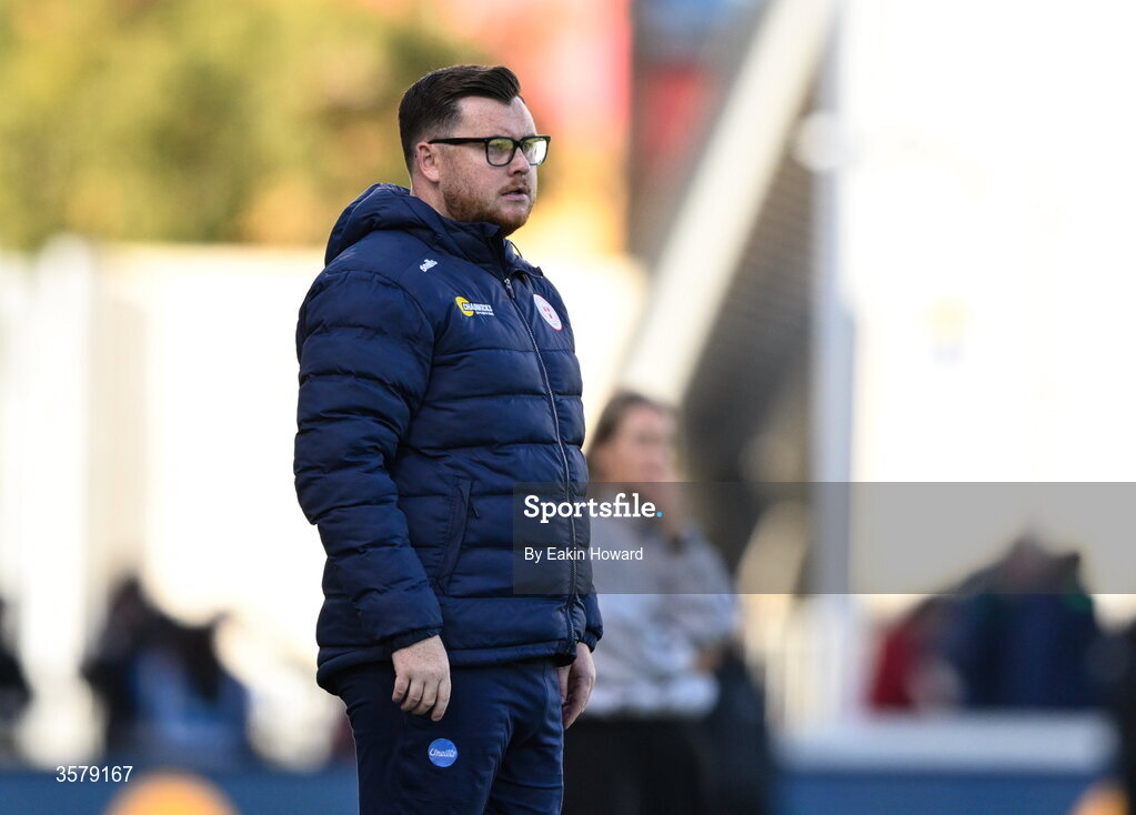 27 September 2026; Shelbourne manager Sean Russell during the 2026 Club Orange Women's FAI Cup final between Athlone Town and Shelbourne at Tallaght Stadium in Dublin. Photo by Eakin Howard/Sportsfile