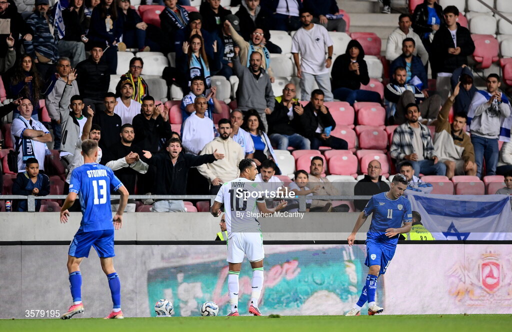 27 September 2026; Adam Idah of Republic of Ireland during the UEFA Nations League B match between Israel and the Republic of Ireland at Nagyerdei Stadion in Debrecen, Hungary. Photo by Stephen McCarthy/Sportsfile