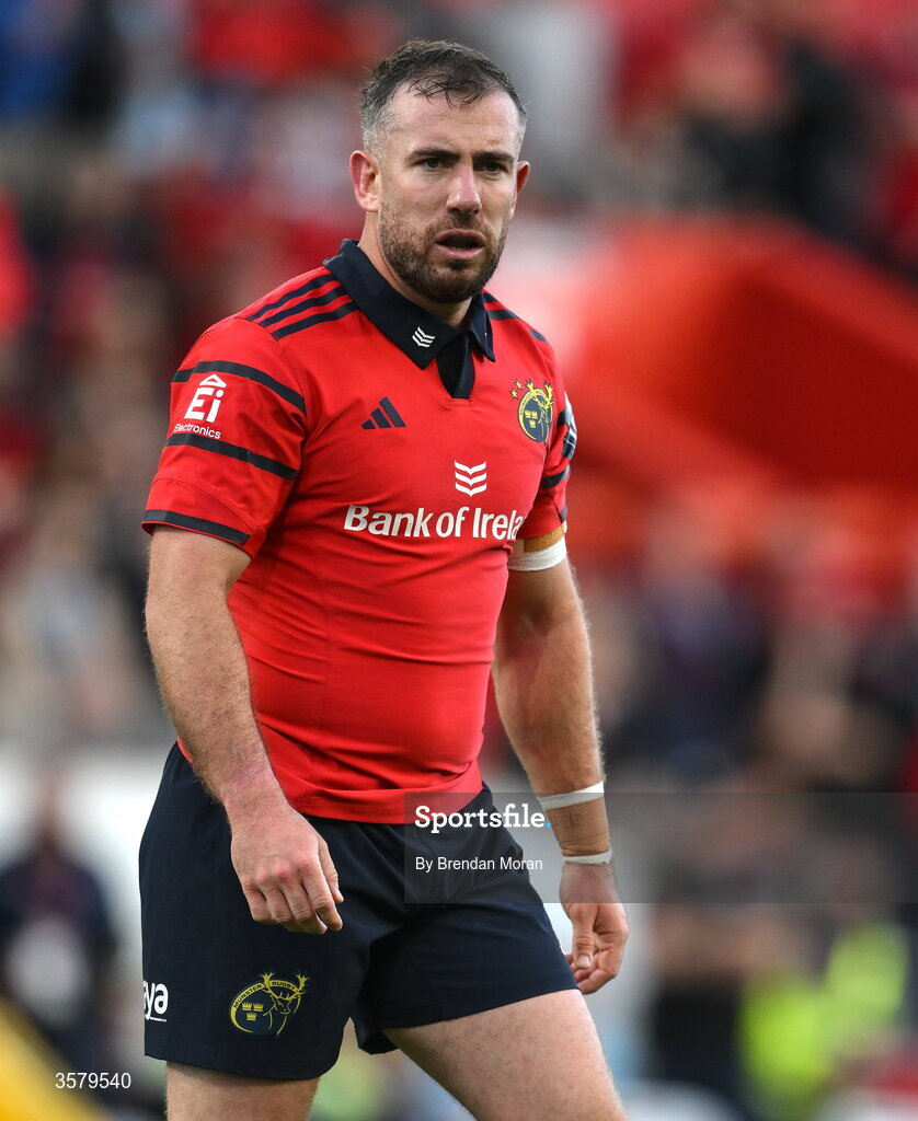 26 September 2026; JJ Hanrahan of Munster during the United Rugby Championship match between Munster and Glasgow Warriors at Thomond Park in Limerick. Photo by Brendan Moran/Sportsfile