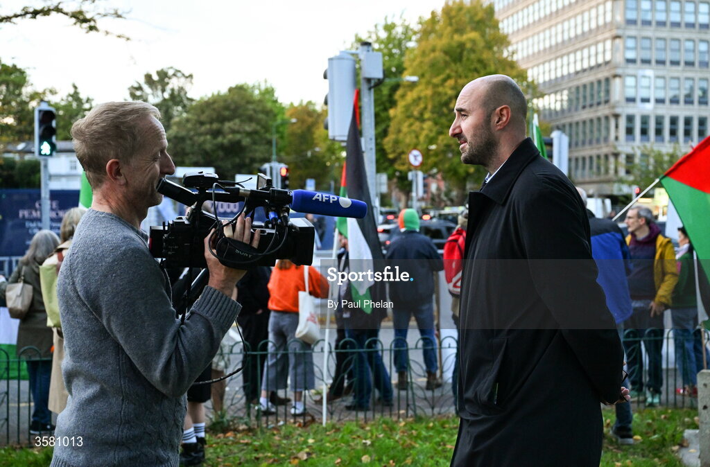 1 October 2026; Daniel Ennis TD for the Social Democrats in Dublin Central and former footballer, right, outside of the stadium before the UEFA Nations League B match between the Republic of Ireland and Austria at the Aviva Stadium in Dublin. Photo by Paul Phelan/Sportsfile