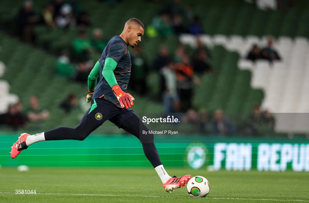 1 October 2026; Republic of Ireland goalkeeper Gavin Bazunu warms up before the UEFA Nations League B match between the Republic of Ireland and Austria at the Aviva Stadium in Dublin. Photo by Michael P Ryan/Sportsfile