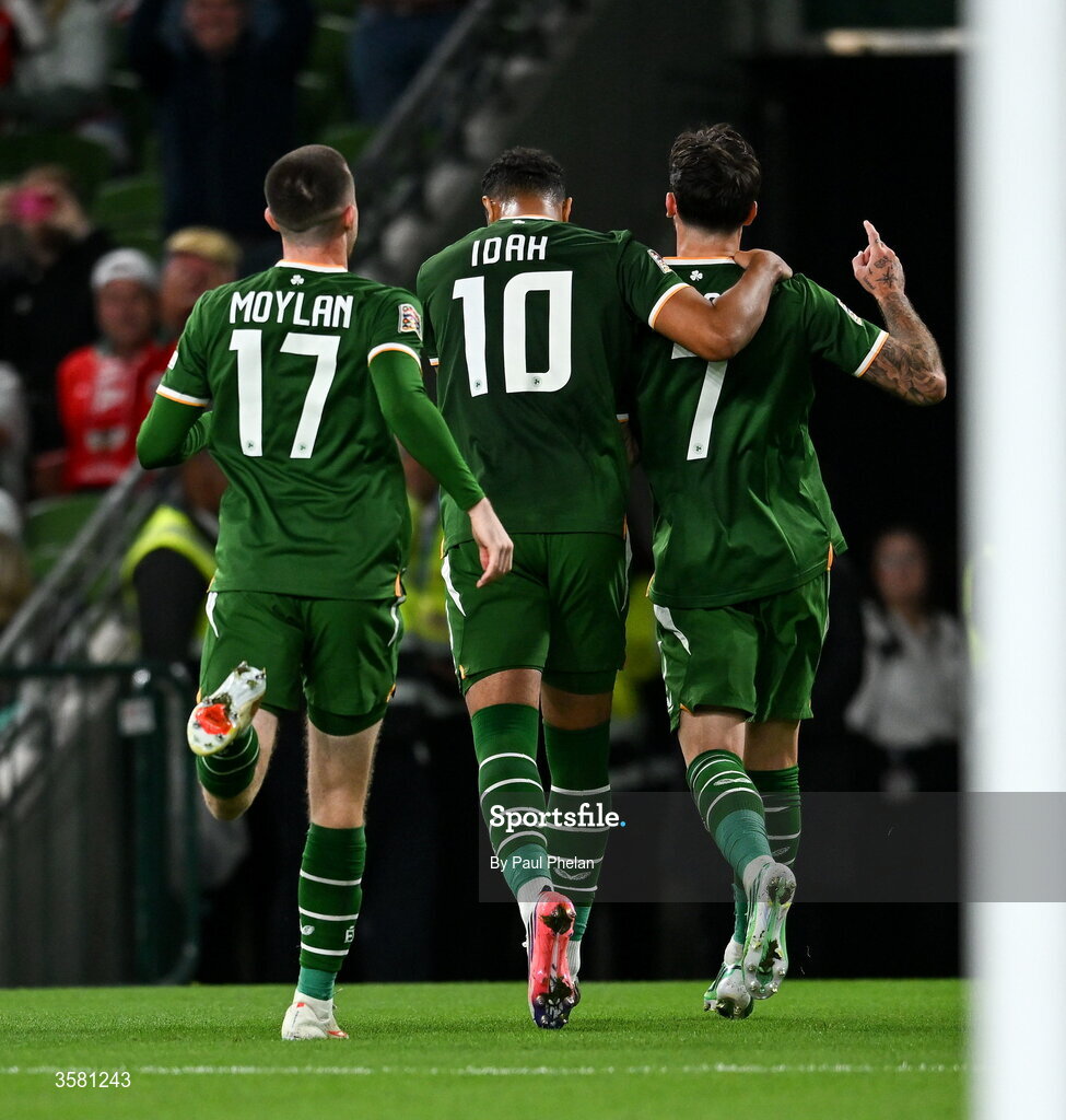 1 October 2026; Troy Parrott of Republic of Ireland, right, celebrates with team-mates Adam Idah, 10, and Jack Moylan after scoring their side's second goal, a penalty, during the UEFA Nations League B match between the Republic of Ireland and Austria at the Aviva Stadium in Dublin. Photo by Paul Phelan/Sportsfile
