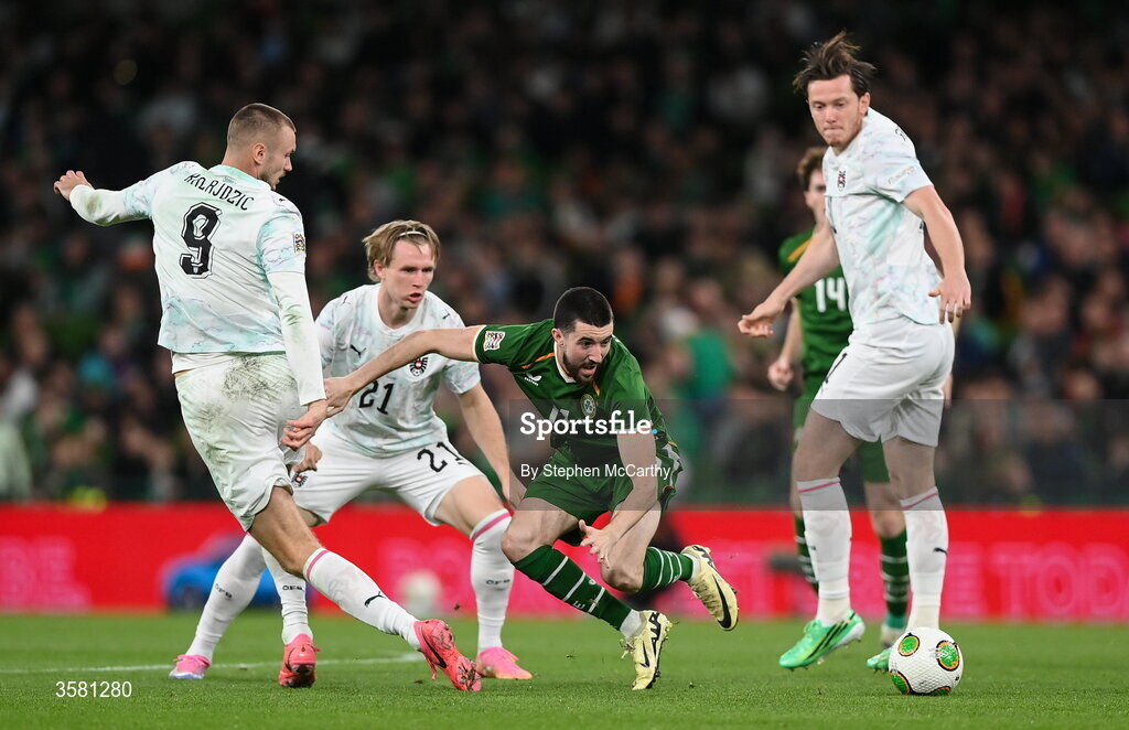 1 October 2026; Finn Azaz of Republic of Ireland in action against Austria players, from left, Sasa Kalajdzic, Patrick Wimmer and Michael Gregoritsch during the UEFA Nations League B match between the Republic of Ireland and Austria at the Aviva Stadium in Dublin. Photo by Stephen McCarthy/Sportsfile