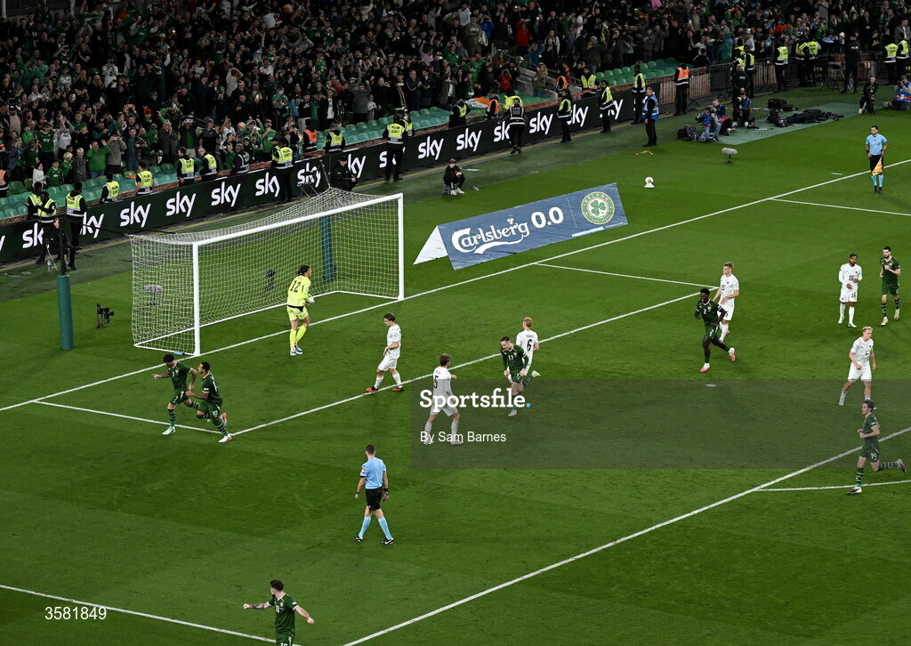 1 October 2026; Troy Parrott of Republic of Ireland, left, celebrates after scoring his side's second goal, a penalty, during the UEFA Nations League B match between the Republic of Ireland and Austria at the Aviva Stadium in Dublin. Photo by Sam Barnes/Sportsfile