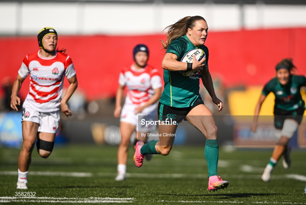 3 October 2026; Béibhinn Parsons of Ireland on her way to scoring her side's fifth try during the International Women's Rugby fixture between Ireland and Japan at Virgin Media Park in Cork. Photo by Shauna Clinton/Sportsfile