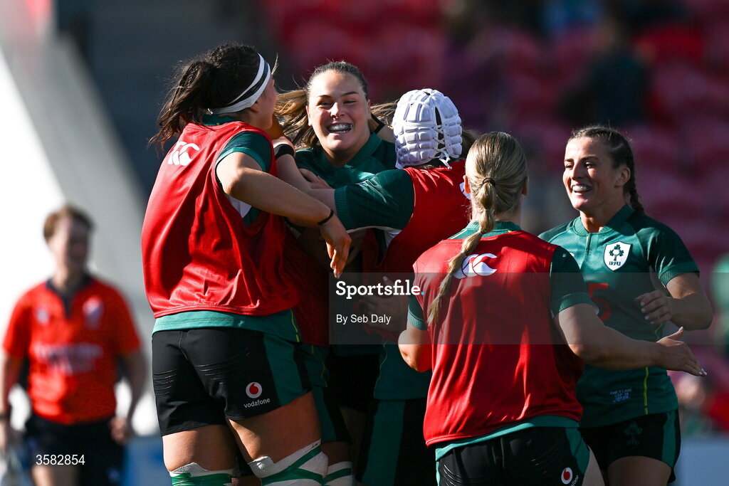 3 October 2026; Béibhinn Parsons of Ireland, centre, celebrates with teammates after scoring their side's fourth try during the International Women's Rugby fixture between Ireland and Japan at Virgin Media Park in Cork. Photo by Seb Daly/Sportsfile
