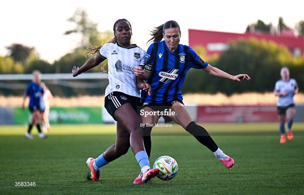 3 October 2026; Madie Gibson of Athlone Town in action against Eve Dossen of Galway United during the SSE Airtricity Women's Premier Division match between Athlone Town and Galway United at Athlone Town Stadium in Lissywollen, Athlone, Westmeath. Photo by Ben McShane/Sportsfile