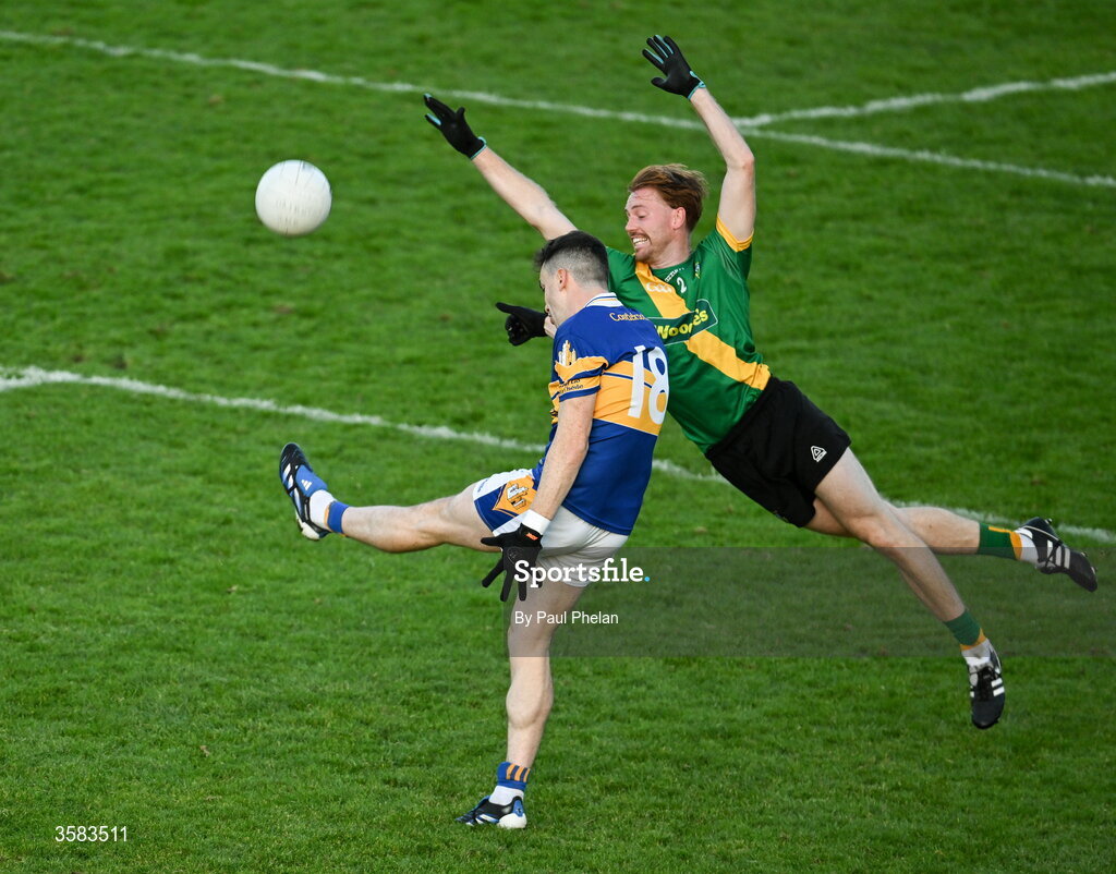 3 October 2026; Ger McDermottroe of Castleknock in action against Seán Kennedy of Thomas Davis during the Dublin County Senior Club Football Championship semi-final match between Thomas Davis and Castleknock at Parnell Park in Dublin. Photo by Paul Phelan/Sportsfile
