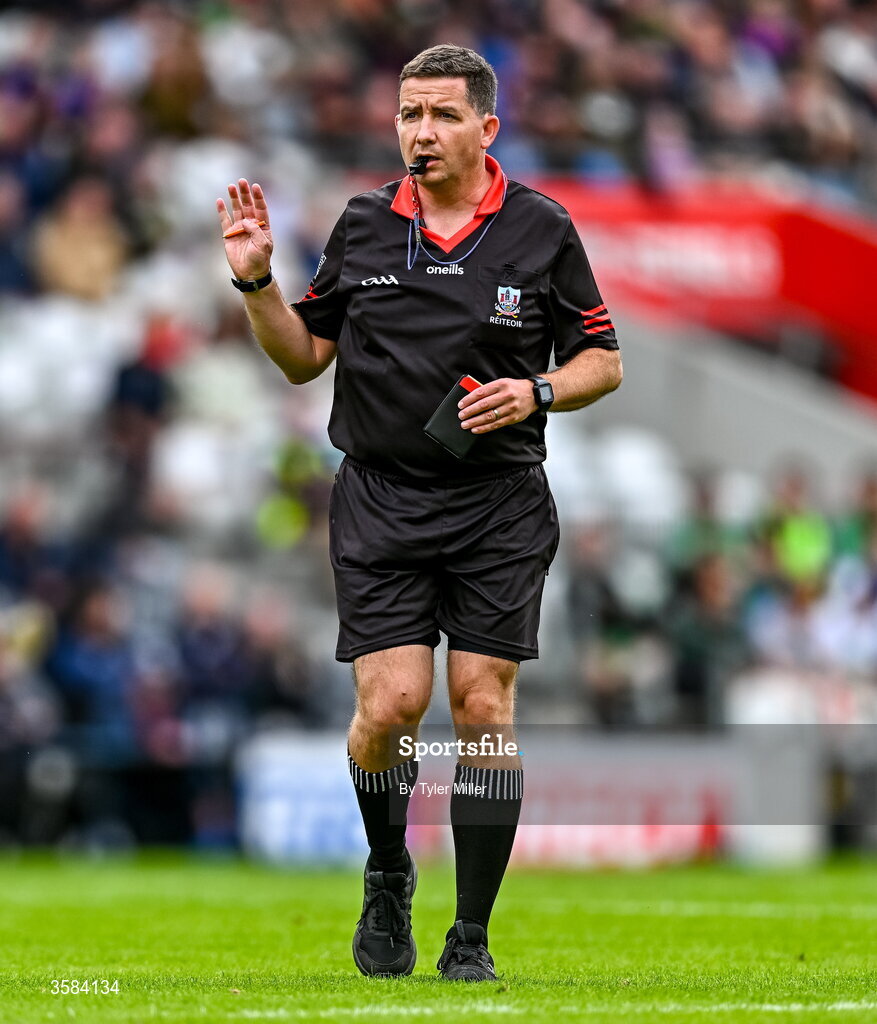 4 October 2026; Referee Colm Lyons during the Cork County Senior Club Hurling Championship semi-final match between Kanturk and St Finbarrs at SuperValu Páirc Uí Chaoimh in Cork. Photo by Tyler Miller/Sportsfile