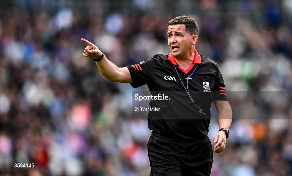 4 October 2026; Referee Colm Lyons during the Cork County Senior Club Hurling Championship semi-final match between Kanturk and St Finbarrs at SuperValu Páirc Uí Chaoimh in Cork. Photo by Tyler Miller/Sportsfile