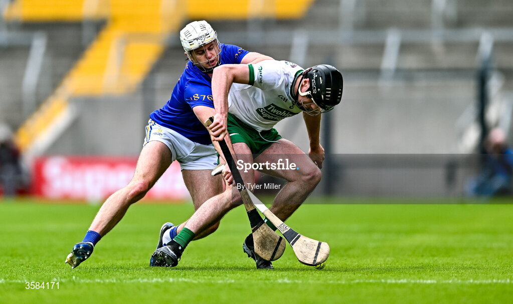 4 October 2026; Ciarán Doolan of St Finbarrs in action against Conor Noonan of Kanturk during the Cork County Senior Club Hurling Championship semi-final match between Kanturk and St Finbarrs at SuperValu Páirc Uí Chaoimh in Cork. Photo by Tyler Miller/Sportsfile