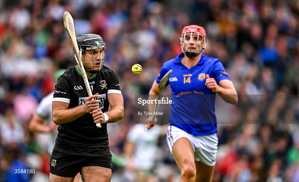 4 October 2026; Kanturk goalkeeper Grantas Bucinskas in action against Brian Hayes of St Finbarrs during the Cork County Senior Club Hurling Championship semi-final match between Kanturk and St Finbarrs at SuperValu Páirc Uí Chaoimh in Cork. Photo by Tyler Miller/Sportsfile