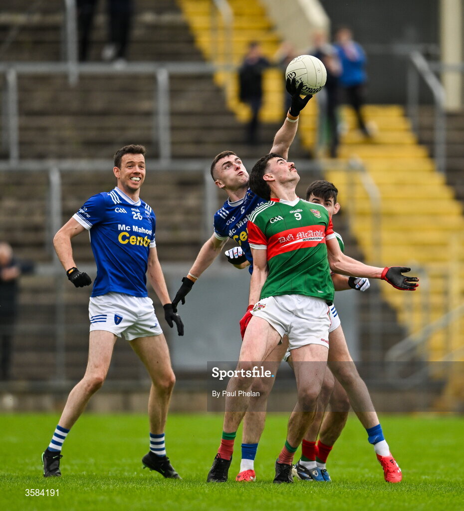 4 October 2026; Míchéal McCarville of Scotstown controls the ball ahead of Harry Monahan of Inniskeen during the Monaghan County Senior Club Football Championship semi-final match between Scotstown and Inniskeen at St Tiernach’s Park in Clones, Monaghan. Photo by Paul Phelan/Sportsfile