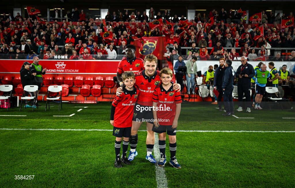 3 October 2026; Munster captain Craig Casey with the team mascots before the United Rugby Championship match between Munster and Vodacom Bulls at Thomond Park in Limerick. Photo by Brendan Moran/Sportsfile