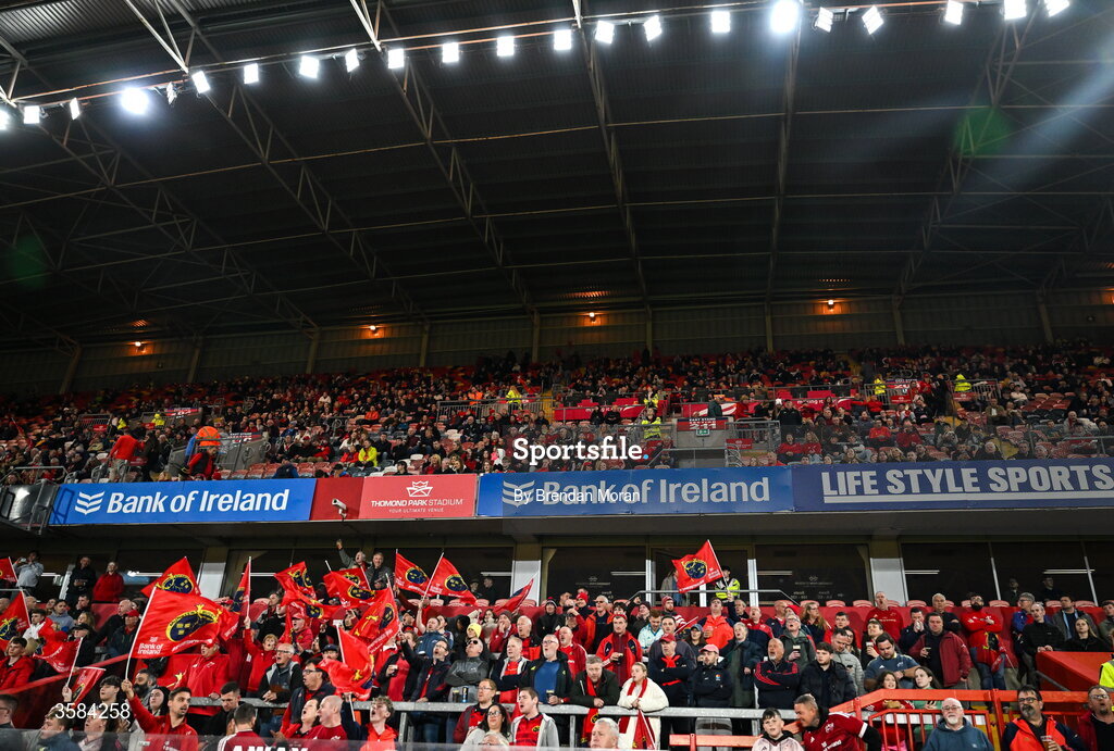 3 October 2026; Supporters cheer before the United Rugby Championship match between Munster and Vodacom Bulls at Thomond Park in Limerick. Photo by Brendan Moran/Sportsfile