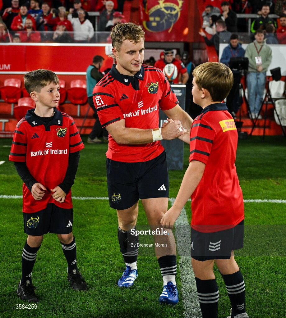 3 October 2026; Munster captain Craig Casey with the team mascots before the United Rugby Championship match between Munster and Vodacom Bulls at Thomond Park in Limerick. Photo by Brendan Moran/Sportsfile