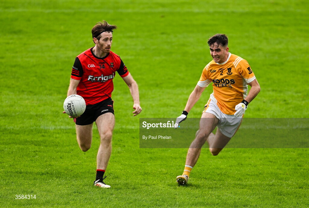 4 October 2026; Oran McElligott of Gaeil Triucha CLG in action against Shane Myers of Clontibret O'Neills during the Monaghan County Senior Club Football Championship semi-final match between Clontibret O'Neills and Gaeil Triucha CLG at St Tiernach’s Park in Clones, Monaghan. Photo by Paul Phelan/Sportsfile