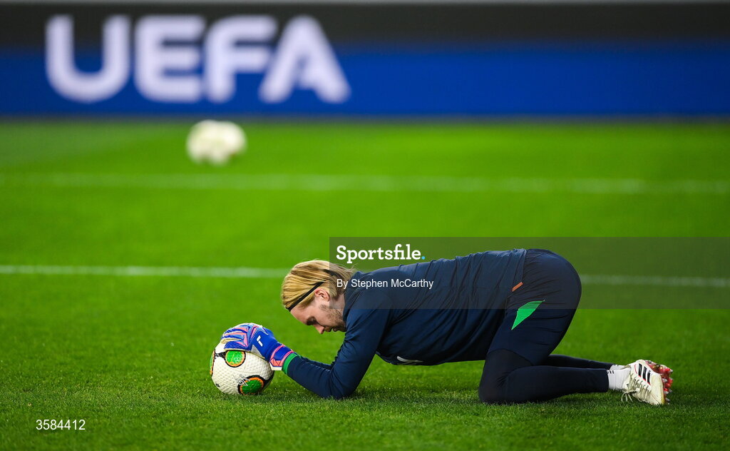 4 October 2026; Republic of Ireland captain Caoimhín Kelleher warms up before the UEFA Nations League B match between the Republic of Ireland and Israel at TSC Arena in Backa Topola, Serbia. Photo by Stephen McCarthy/Sportsfile