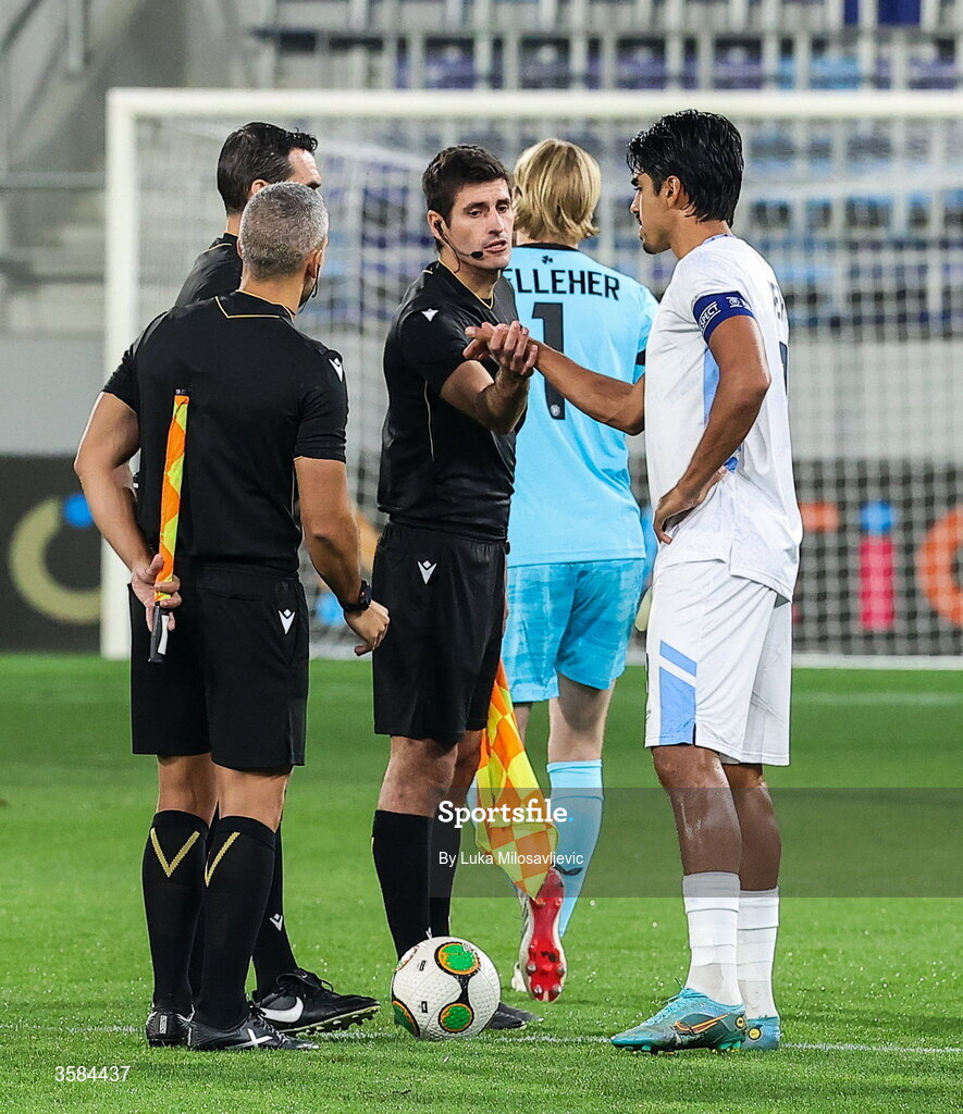 4 October 2026; Israel captain Dor Peretz shakes hands with referee Juan Martínez Munuera, in the company of Republic of Ireland captain Caoimhín Kelleher, before the UEFA Nations League B match between the Republic of Ireland and Israel at TSC Arena in Backa Topola, Serbia. Photo by Luka Milosavljevic/Sportsfile