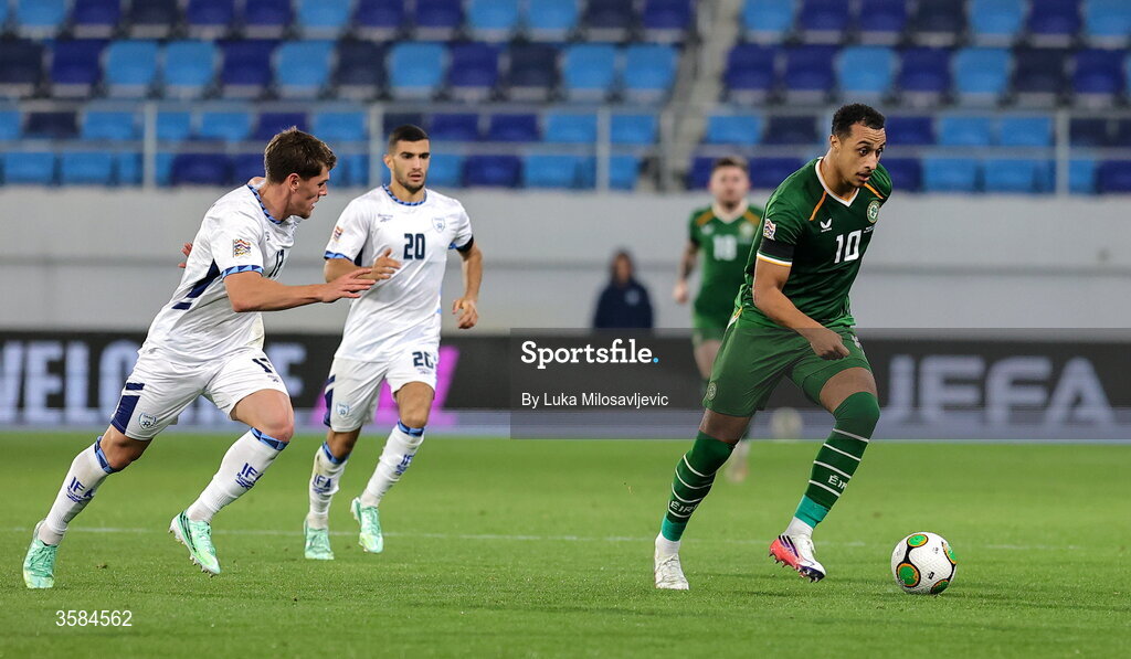 4 October 2026; Adam Idah of Republic of Ireland in action against Ilay Feingold and Liel Abada of Israel during the UEFA Nations League B match between the Republic of Ireland and Israel at TSC Arena in Backa Topola, Serbia. Photo by Luka Milosavljevic/Sportsfile
