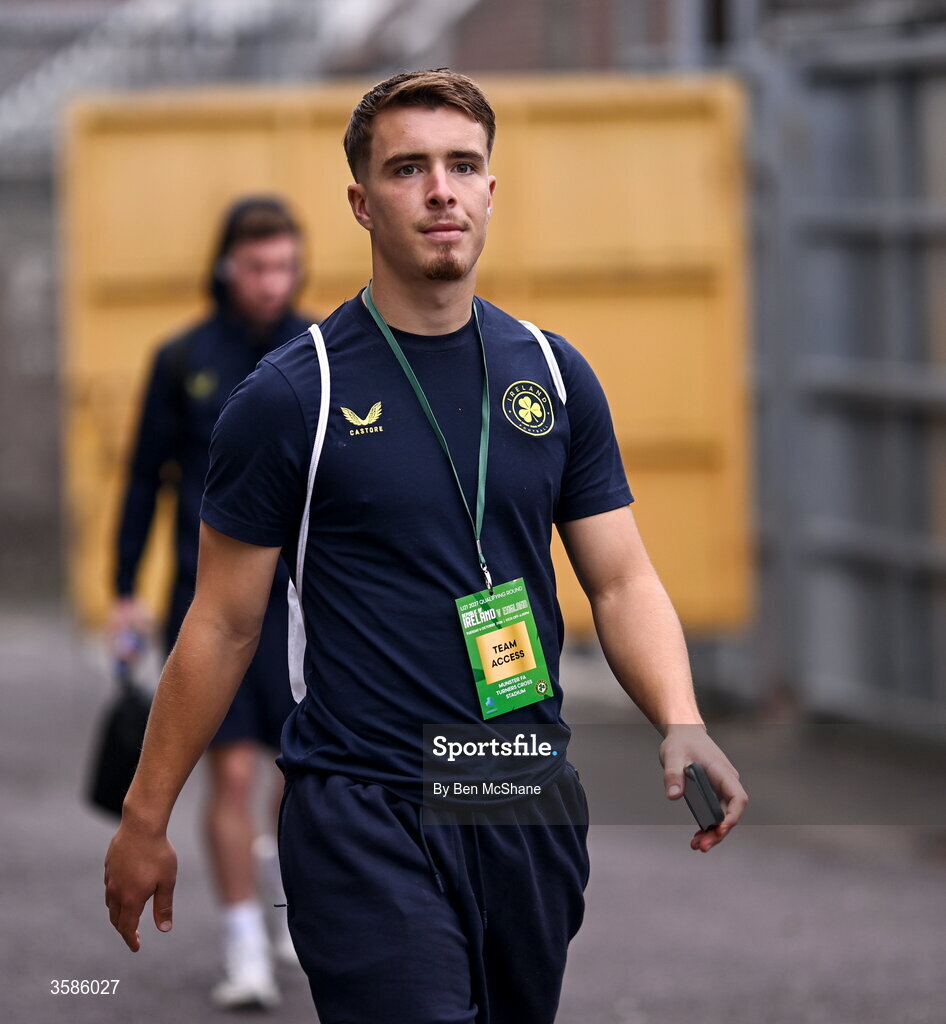 6 October 2026; Tommy Lonergan of Republic of Ireland arrives before the UEFA European U21 Championship qualifier match between the Republic of Ireland and England at Turner's Cross Stadium in Cork. Photo by Ben McShane/Sportsfile