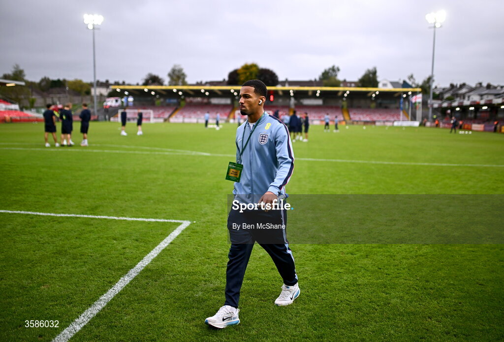 6 October 2026; Ethan Nwaneri of England before the UEFA European U21 Championship qualifier match between the Republic of Ireland and England at Turner's Cross Stadium in Cork. Photo by Ben McShane/Sportsfile