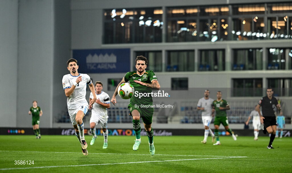 4 October 2026; Troy Parrott of Republic of Ireland in action against Idan Nachmias of Israel during the UEFA Nations League B match between the Republic of Ireland and Israel at TSC Arena in Backa Topola, Serbia. Photo by Stephen McCarthy/Sportsfile
