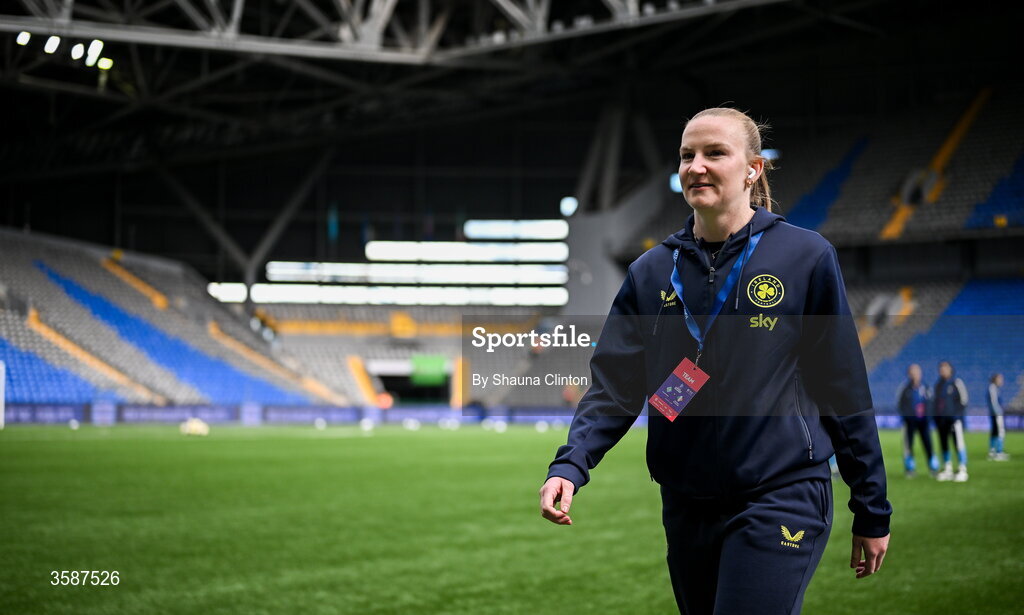 9 October 2026; Republic of Ireland goalkeeper Courtney Brosnan before the 2027 FIFA Women’s World Cup qualifying round 1 play-off first leg match between Kazakhstan and the Republic of Ireland at Astana Arena in Kazakhstan. Photo by Shauna Clinton/Sportsfile