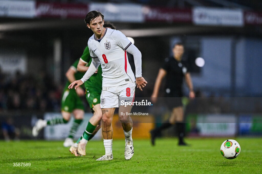 6 October 2026; Sydie Peck of England during the UEFA European U21 Championship qualifier match between the Republic of Ireland and England at Turner's Cross Stadium in Cork. Photo by Ben McShane/Sportsfile