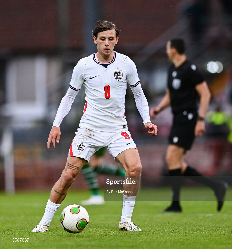 6 October 2026; Sydie Peck of England during the UEFA European U21 Championship qualifier match between the Republic of Ireland and England at Turner's Cross Stadium in Cork. Photo by Ben McShane/Sportsfile