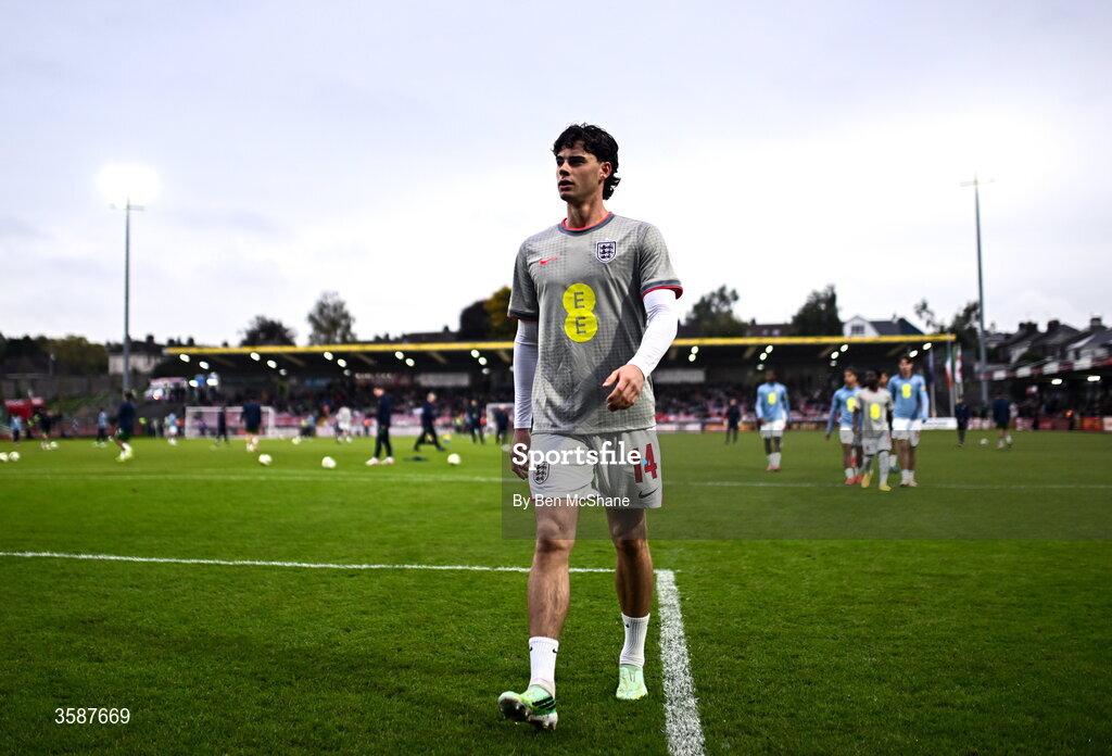 6 October 2026; Archie Gray of England before the UEFA European U21 Championship qualifier match between the Republic of Ireland and England at Turner's Cross Stadium in Cork. Photo by Ben McShane/Sportsfile