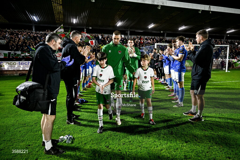 9 October 2026; Fiacre Kelleher of Cork City leads his side through a Finn Harps guard of honour before the SSE Airtricity Men’s First Division match between Cork City and Finn Harps at Turner's Cross in Cork. Photo by Ben McShane/Sportsfile