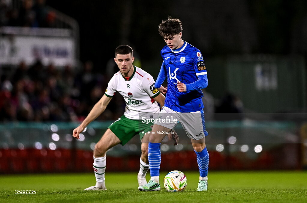 9 October 2026; Gavin McAteer of Finn Harps in action against Darragh Crowley of Cork City during the SSE Airtricity Men’s First Division match between Cork City and Finn Harps at Turner's Cross in Cork. Photo by Ben McShane/Sportsfile