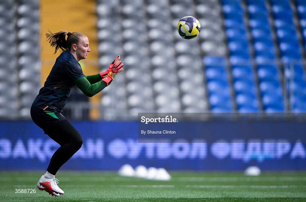 9 October 2026; Republic of Ireland goalkeeper Courtney Brosnan before the 2027 FIFA Women’s World Cup qualifying round 1 play-off first leg match between Kazakhstan and the Republic of Ireland at Astana Arena in Kazakhstan. Photo by Shauna Clinton/Sportsfile