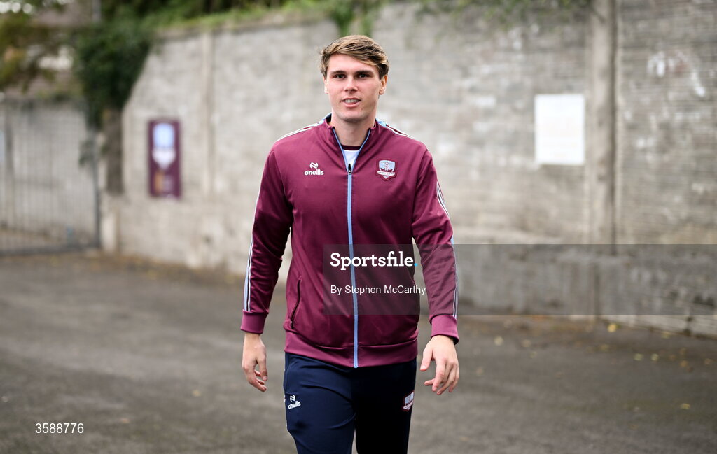10 October 2026; Leigh Kavanagh of Galway United arrives for the Club Orange Men's FAI Cup semi-final match between Galway and Derry City at Eamonn Deacy Park in Galway. Photo by Stephen McCarthy/Sportsfile
