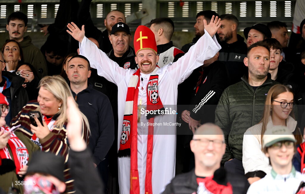 10 October 2026; A Derry City supporter during the Club Orange Men's FAI Cup semi-final match between Galway and Derry City at Eamonn Deacy Park in Galway. Photo by Stephen McCarthy/Sportsfile