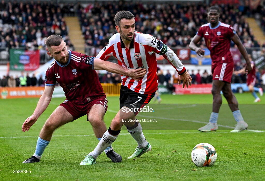 10 October 2026; Michael Duffy of Derry City in action against Aaron Bolger of Galway United during the Club Orange Men's FAI Cup semi-final match between Galway and Derry City at Eamonn Deacy Park in Galway. Photo by Stephen McCarthy/Sportsfile