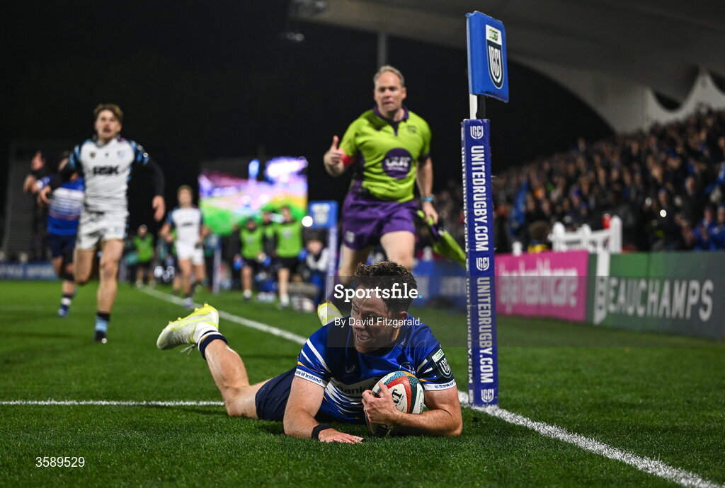 10 October 2026; Hugo Keenan of Leinster scores his side's first try during the United Rugby Championship match between Leinster and Cardiff at the Laya Arena in Dublin. Photo by David Fitzgerald/Sportsfile