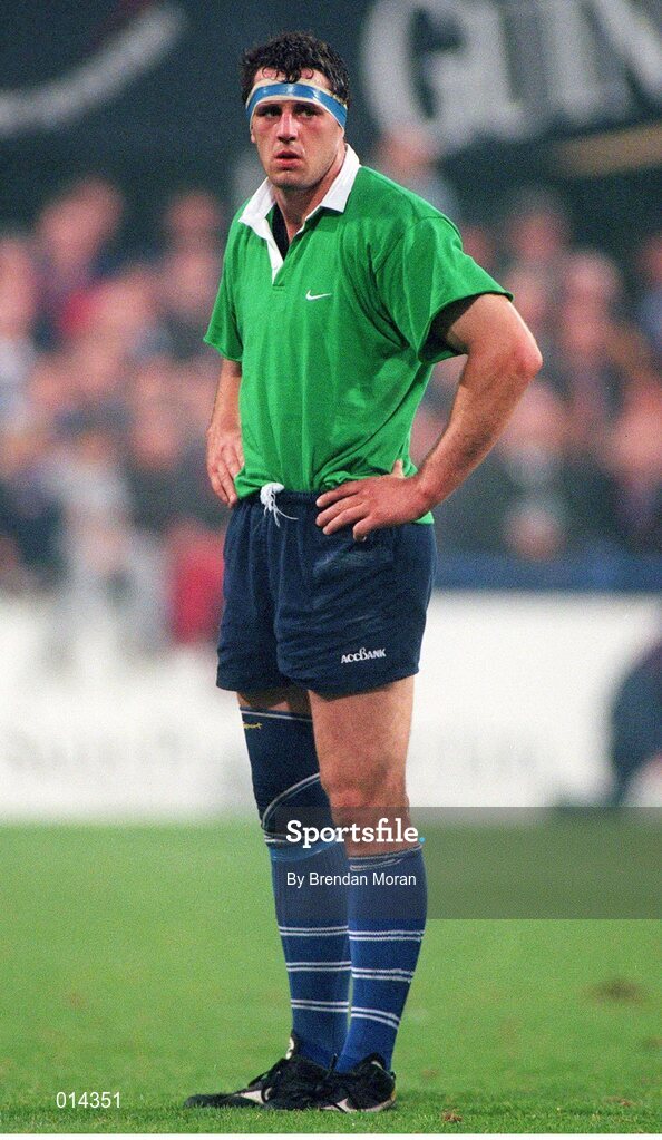 25 September1998; Emmet Byrne, Leinster. European Rugby Cup, Leinster v Stade Francais, Donnybrook, Dublin. Picture credit: Brendan Moran / SPORTSFILE