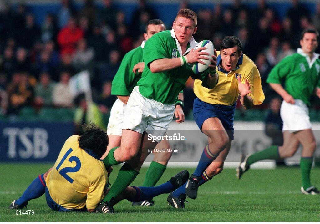 21 November 1998; Jonathon Bell, Ireland, in action against Romeo Gontineac, Romania. Rugby World Cup Qualifier, Ireland v Romania, Lansdowne Road, Dublin. Picture credit: David Maher / SPORTSFILE